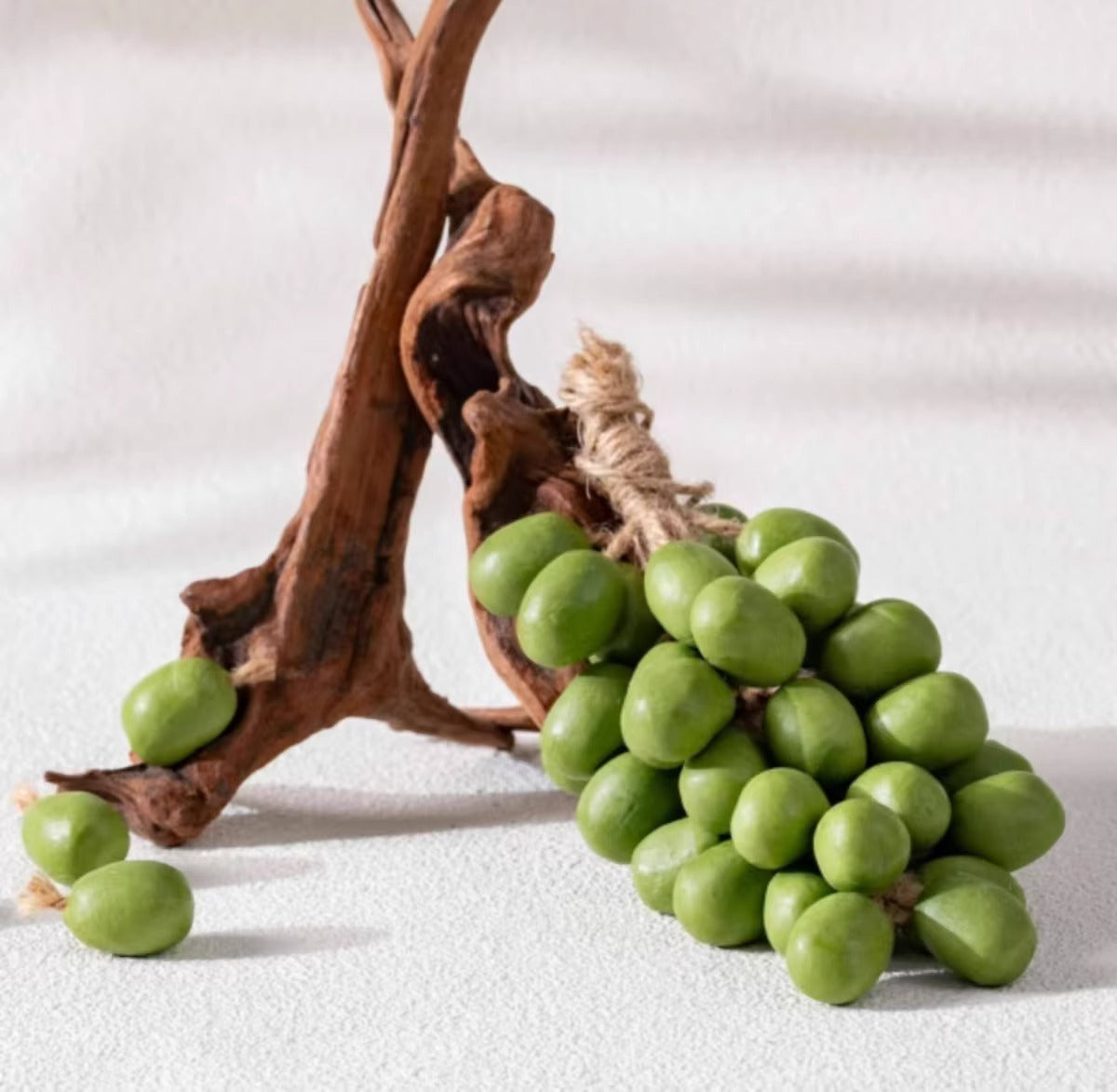 Sunshine Green Grape Artificial Grape Cluster Handmade Soap Gift Ornament Fresh Aromatherapy Pendant Long-lasting Fragrance