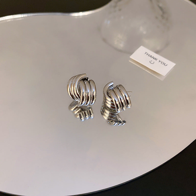 Silver Needle Metal Earrings High-end Simple Stud Earrings Fashion Versatile Light Luxury Unique Niche Earrings Yiwu Wholesale