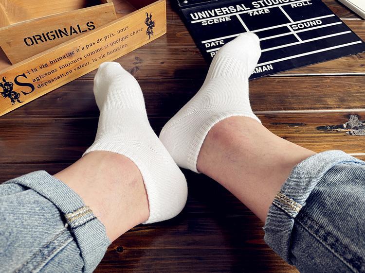 100%Pure Cotton Xinjiang Cotton Socks Men and Women Sports Socks Black and White Solid Color Autumn Winter Four Seasons Student Couple Deodorant Short Socks