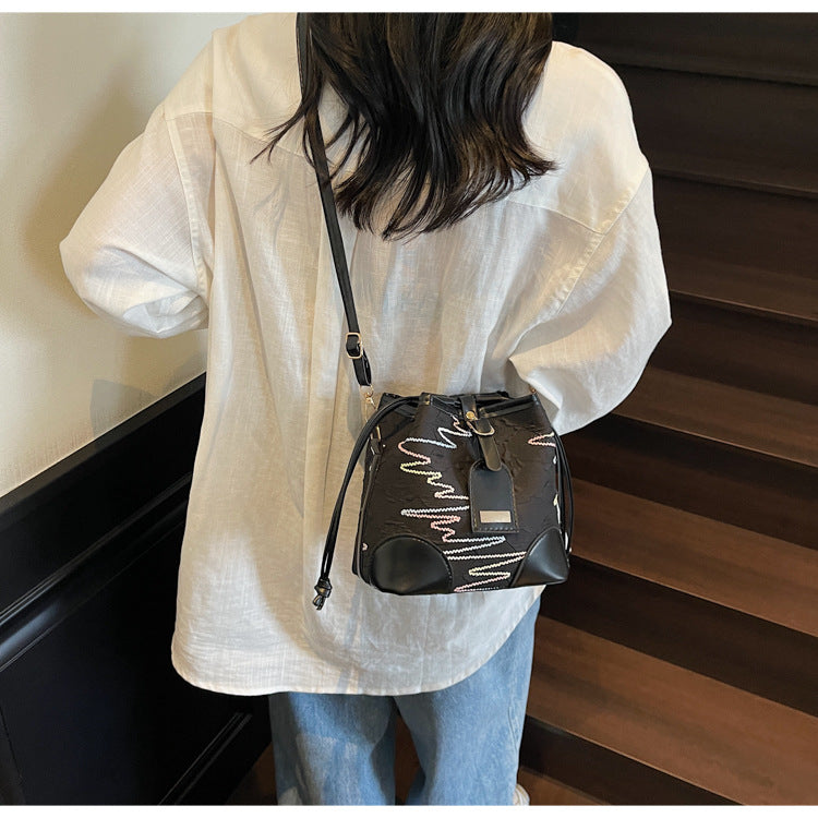 Drawstring Bucket Bag for Women New Style2025High-end Niche Super Popular Single Shoulder Bag Autumn Winter Versatile Crossbody Bag
