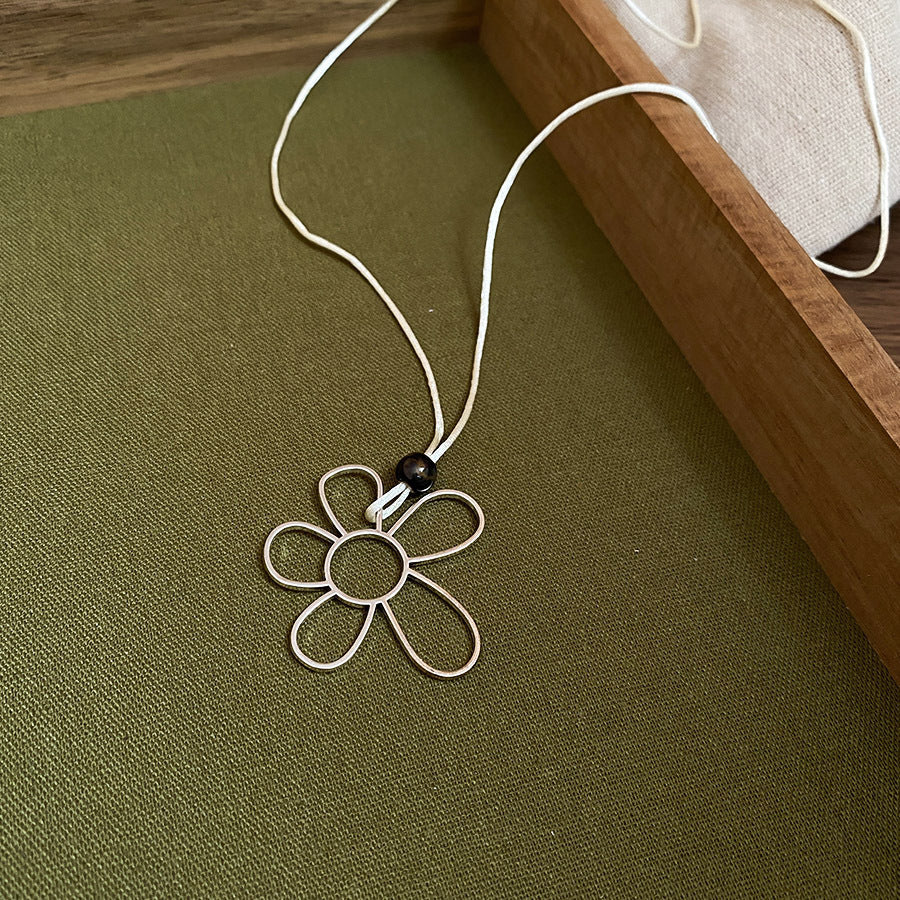 Vintage Distressed Starfish Metal Pendant Necklace Bohemian Ethnic Style Choker Collarbone Chain Vacation Style Necklace for Women