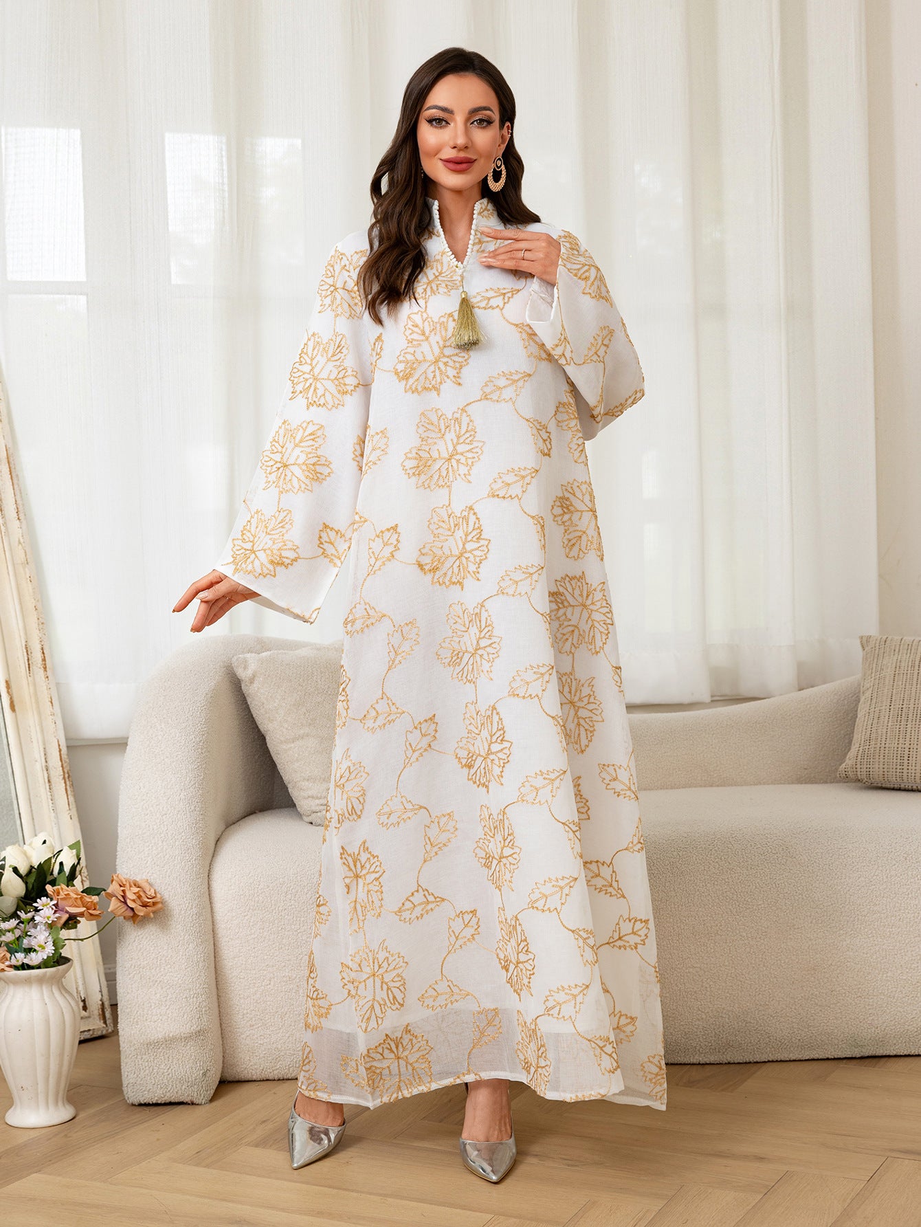 Cross-Border New Leaf Embroidery Tassel Middle Eastern Muslim Clothing Long Dress Fashion Elegant Cover-Up Dress Robe