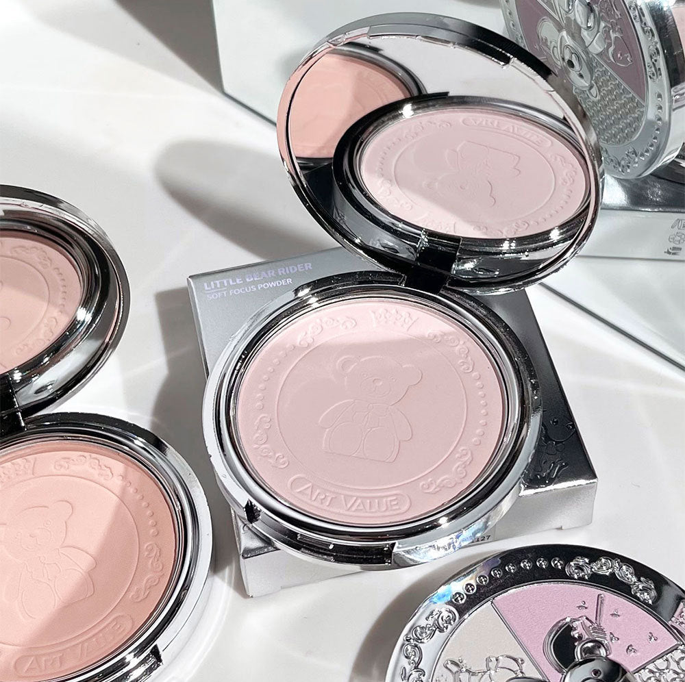 ART VALUE Bear Knight Soft Focus Powder Setting Powder Oil Control Long-lasting Waterproof Sweatproof Mom's Good Skin A44