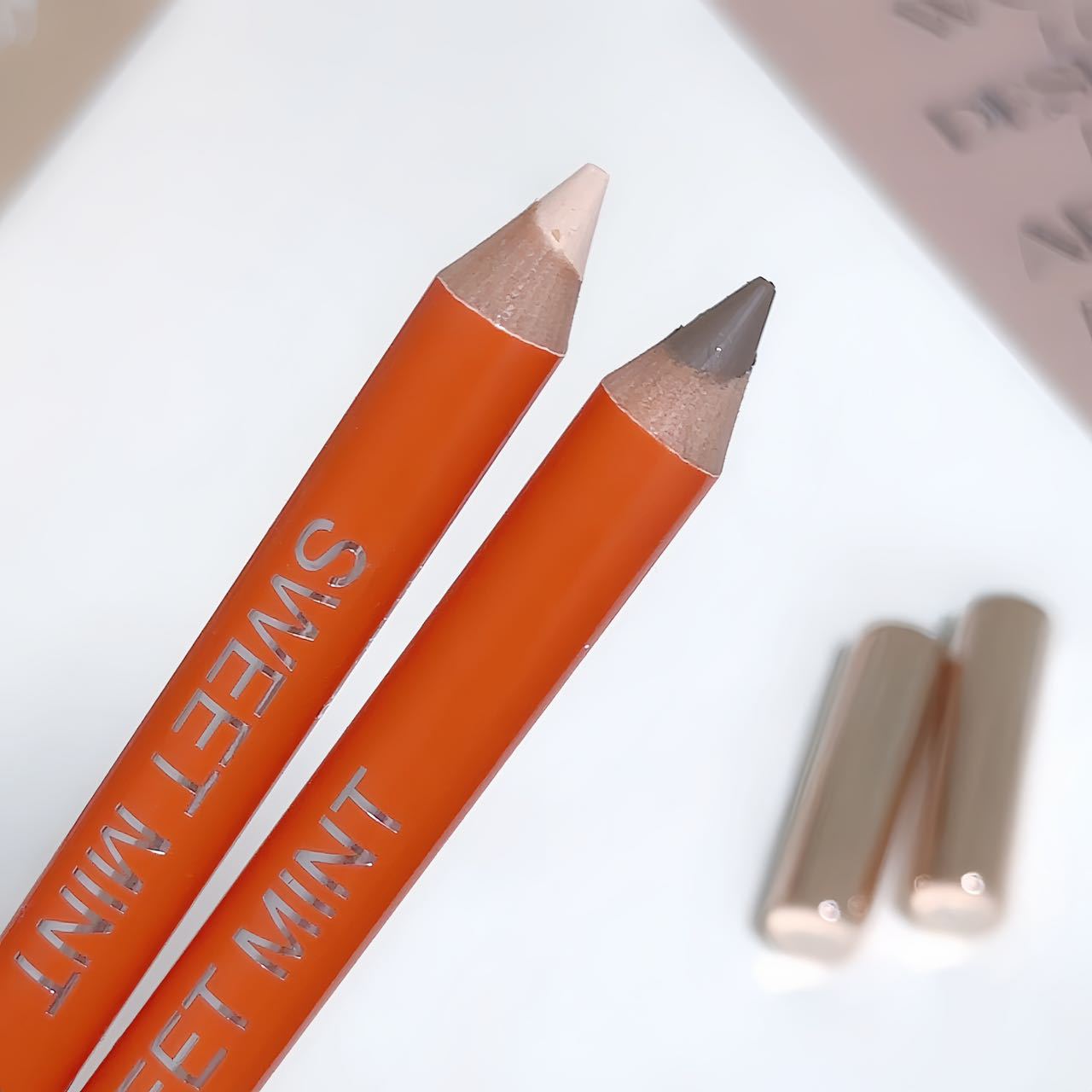 sweet mint Double-Ended Contour Pen Matte Brightening Face Shadow Nose Shadow Highlight Contour All-in-One Stick for Women2542