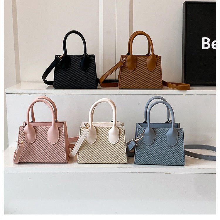 Korean Style Simple Crossbody Personality Small Square Bag2024Summer new style casual stylish single-shoulder bag corduroy handbag