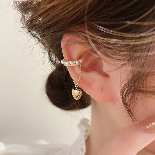 Diamond-encrusted Pearl Heart Tassel Ear Clip Artistic Retro French Ear Cuff Fashionable and Elegant Light Luxury Earrings Wholesale