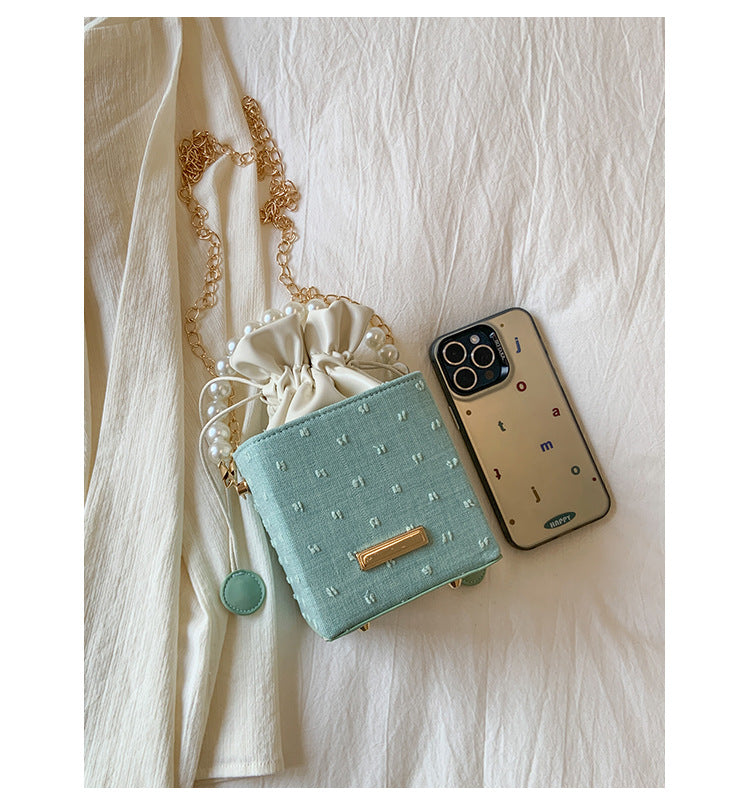 Autumn Small Bag2025New Trendy Fashionable Versatile Pearl Handbag High-Quality Texture Crossbody Bag