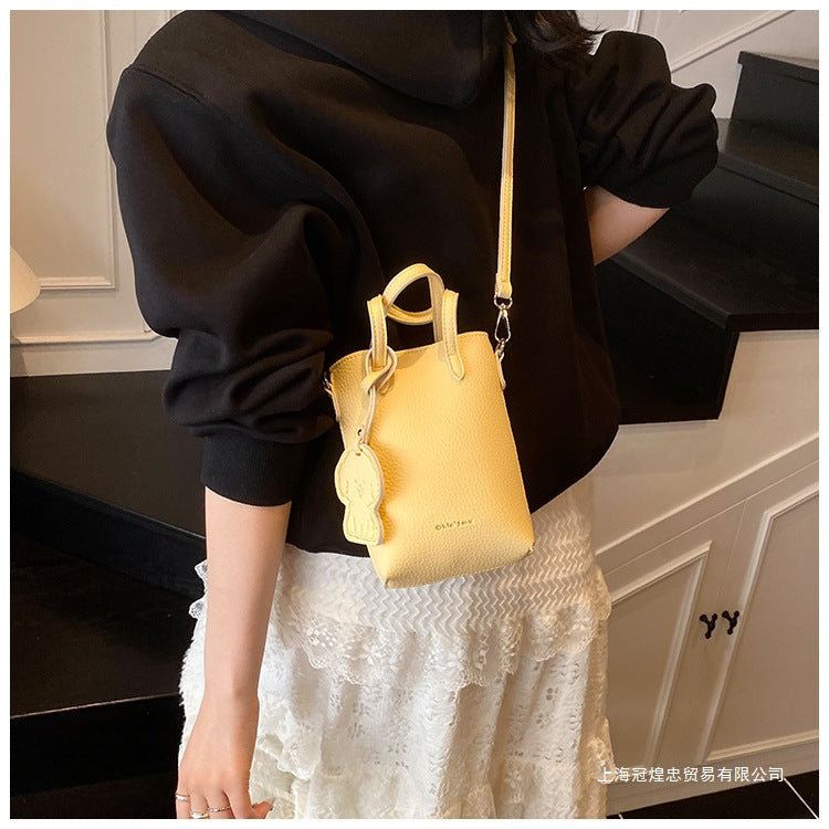 Women's Bag Single Shoulder Crossbody Bag Versatile Handbag New Simple Style Basket Fashionable Spring2025Fashion