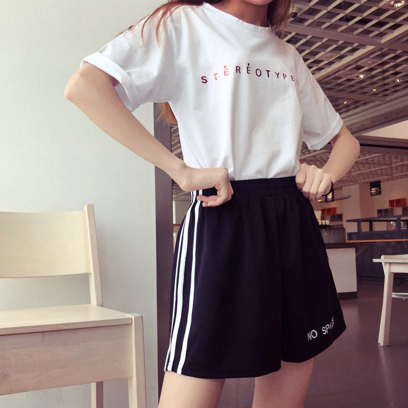 Summer Thin Sports Shorts for Women, Three-Quarter Running Shorts, Loose Casual Korean Style Ultra-Short Hot Pants, Beach Shorts for Outdoor Wear