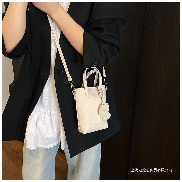 Women's Bag Single Shoulder Crossbody Bag Versatile Handbag New Simple Style Basket Fashionable Spring2025Fashion