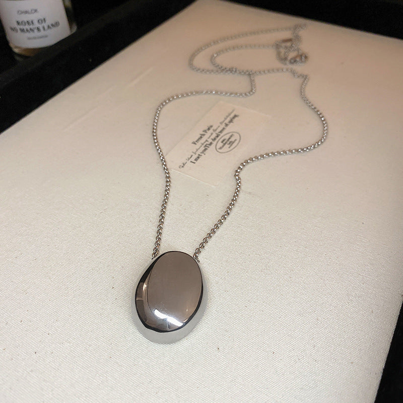 18K Real Gold Plated Moon Heart Pendant Necklace Simple Versatile Elegant Collarbone Chain Light Luxury High-End Necklace