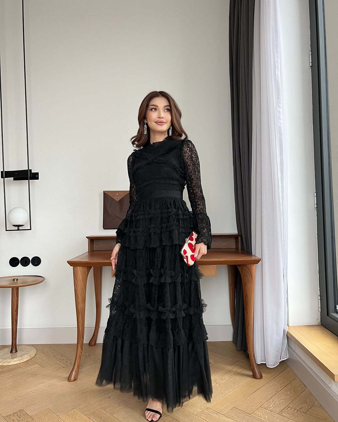 2025Early Autumn New Bell Sleeve Vintage Lace Mesh Patchwork Dress Women Slim Elegant Long Dress