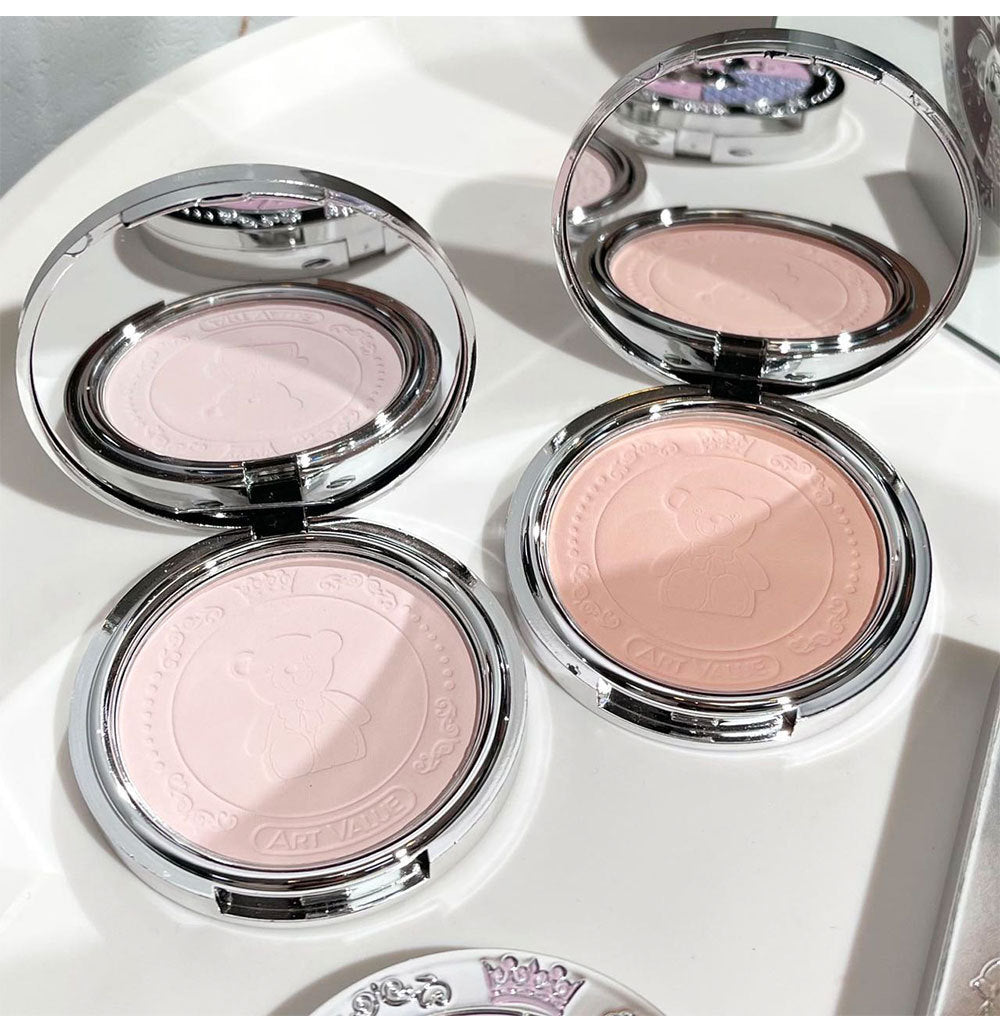 ART VALUE Bear Knight Soft Focus Powder Setting Powder Oil Control Long-lasting Waterproof Sweatproof Mom's Good Skin A44