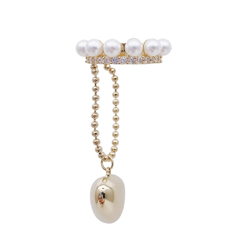 Diamond-encrusted Pearl Heart Tassel Ear Clip Artistic Retro French Ear Cuff Fashionable and Elegant Light Luxury Earrings Wholesale