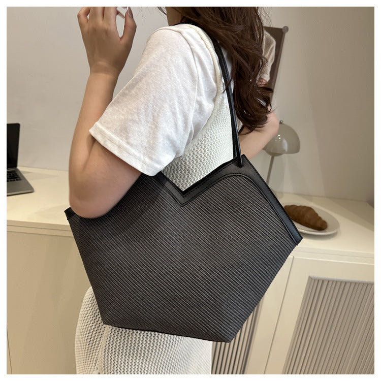 Summer Patchwork Large Capacity Women2025New Fashionable Loose Style Trendy New Casual Tote Shoulder Underarm Bag