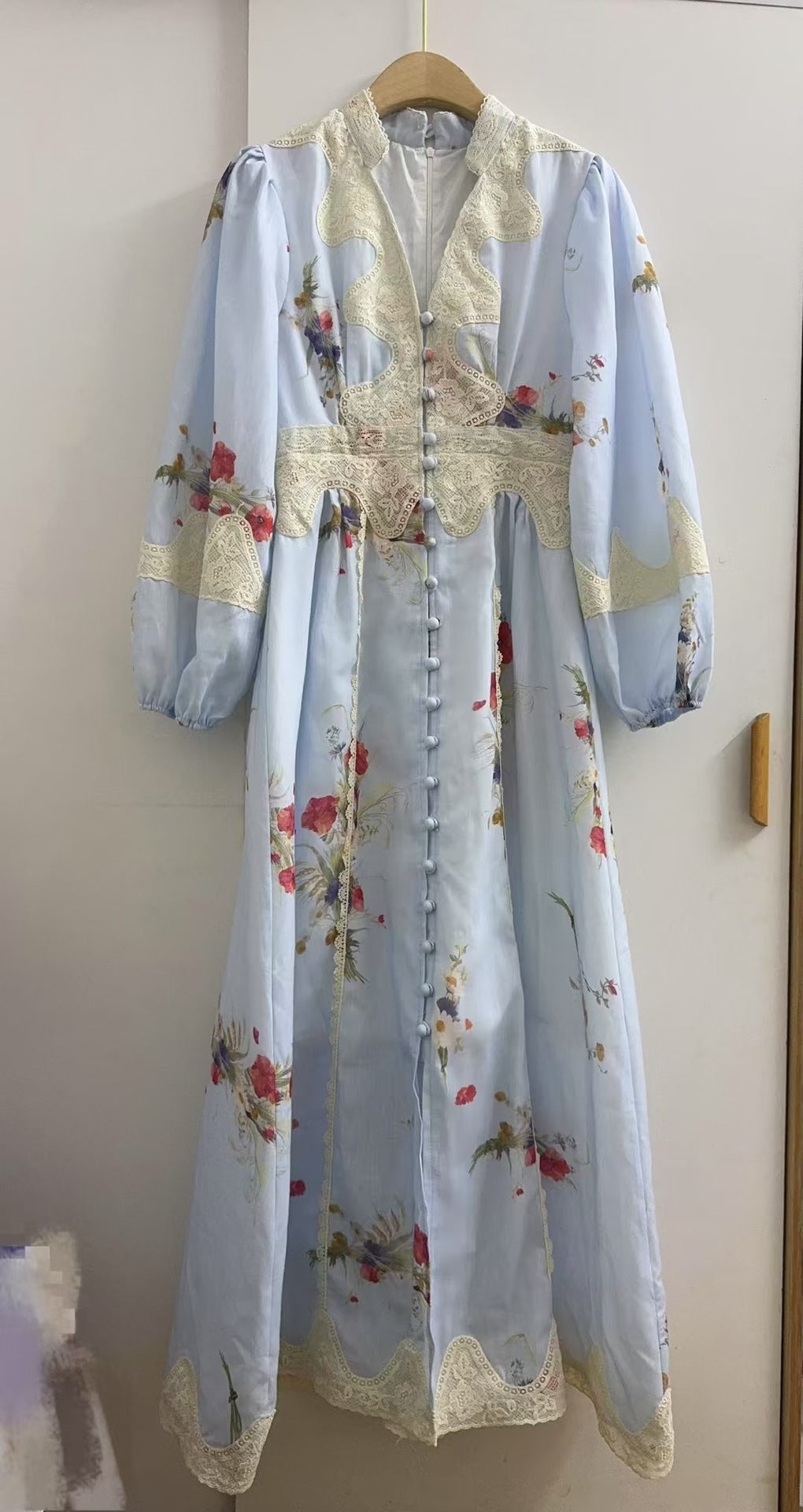 2025Spring and Summer European and American Cross-Border Palace Retro Style V Collared Waist Lantern Sleeve Printed Long Dress for Women