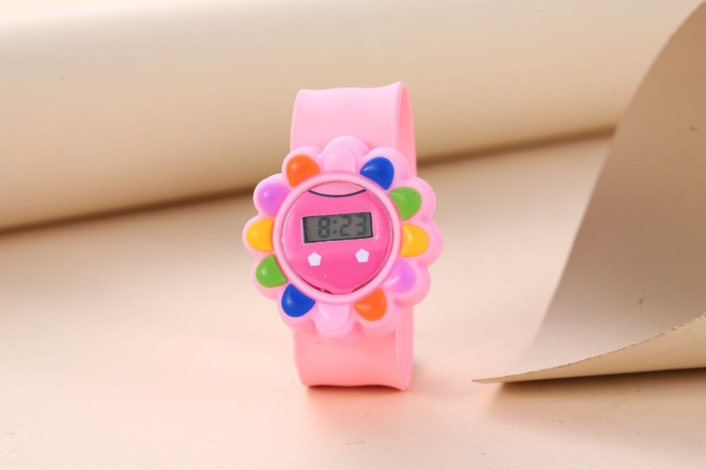 Children's Cute Fashion Snap Watch for Boys and Girls Quartz Watch Childlike Chronograph Large Dial