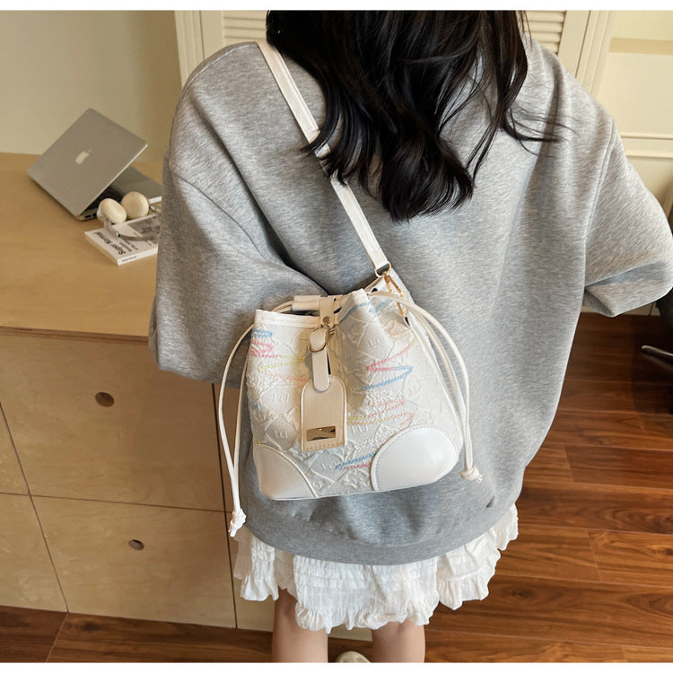 Drawstring Bucket Bag for Women New Style2025High-end Niche Super Popular Single Shoulder Bag Autumn Winter Versatile Crossbody Bag
