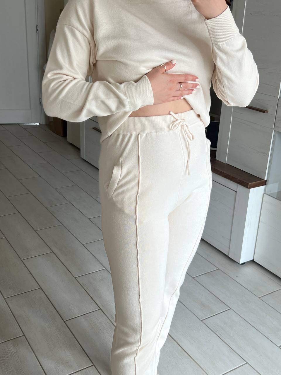 2025Autumn and Winter New ins Women's Loose Round Neck Sweater Set with Carrot Pants European and American Knitted Sets