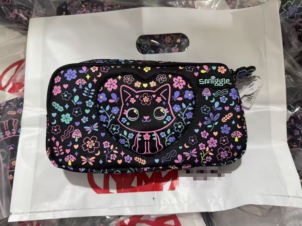 Australia smiggle School Bag Primary and Secondary School Students Big Eye Cat Gradient Cat Schoolbag Girl Backpack Trolley School Bag http://detail.1688.com/offer/949669119060.html