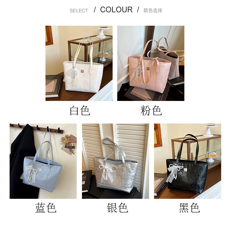 European and American Trendy Simple Large Capacity Tote Bag2025New high-value casual cute embossed single-shoulder handbag