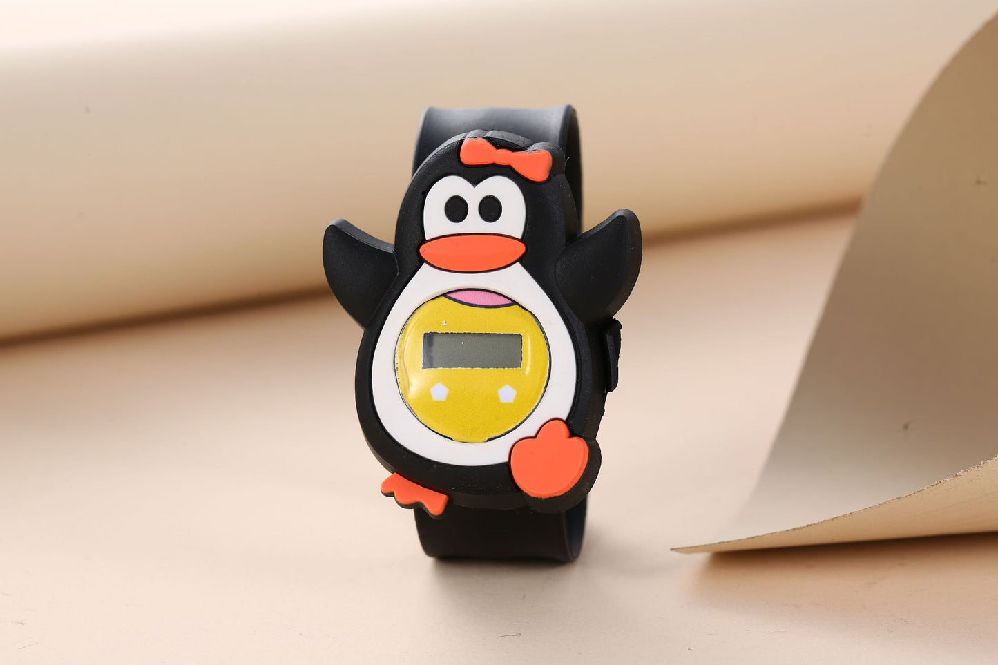 Children's Cute Fashion Snap Watch for Boys and Girls Quartz Watch Childlike Chronograph Large Dial