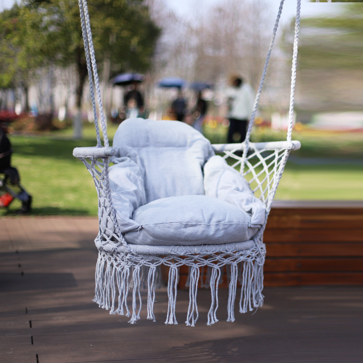 ins Nordic Style Tassel Hanging Chair Handwoven Hanging Basket Cotton Rope Swing Outdoor Hammock Balcony Cradle Chair Wholesale