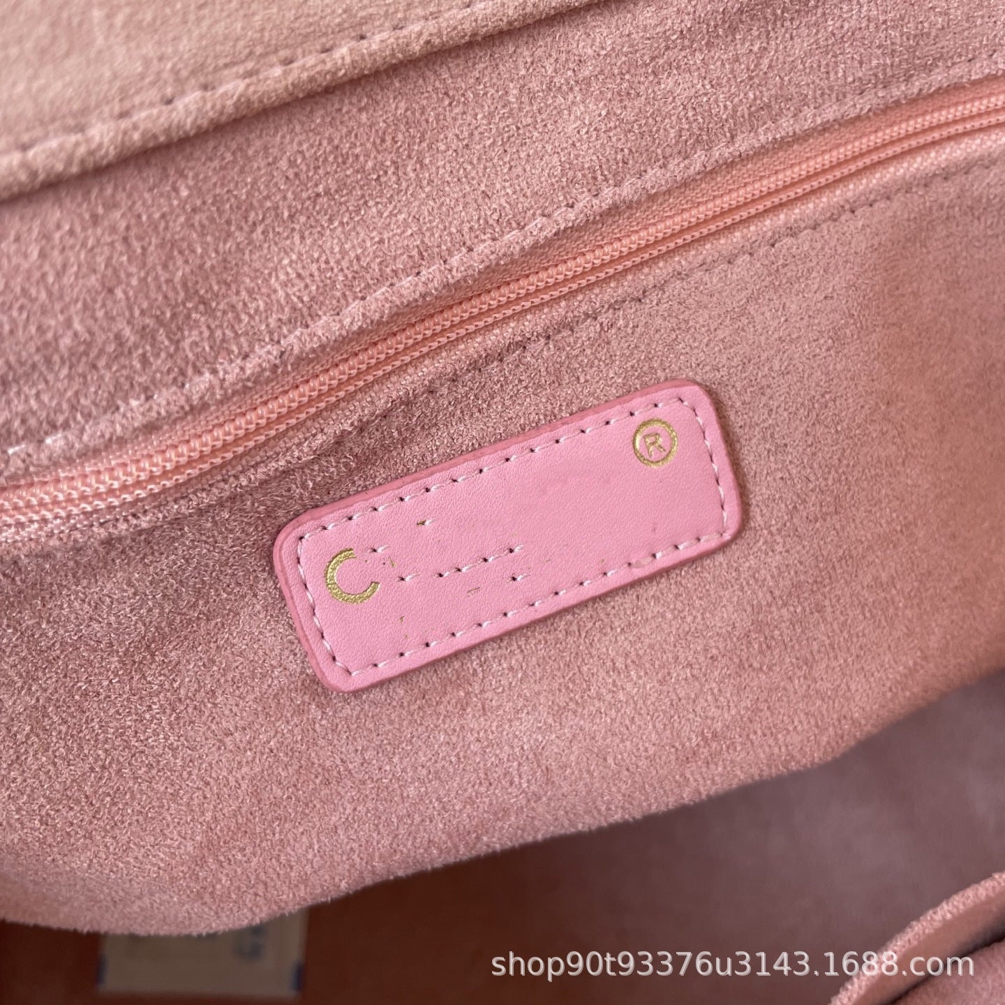 Chanel Style Handbag and Crossbody Bag2025Summer New Raffia Woven Beach Bag Fashionable High-end Shoulder Bag