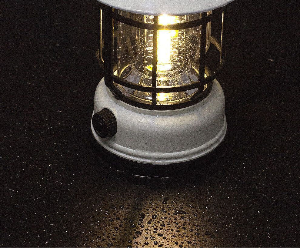TikTok Hot-Selling Camping Light Atmosphere Light Flame Camping Light Tent Retro Lantern Outdoor Rechargeable Handheld Light Gift
