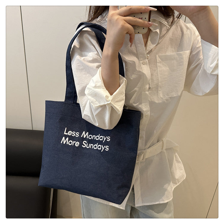 Vintage American Style Canvas Bag ins Large Capacity Student Commuter Artistic Single Shoulder Bag for Class Tote Bag for Women