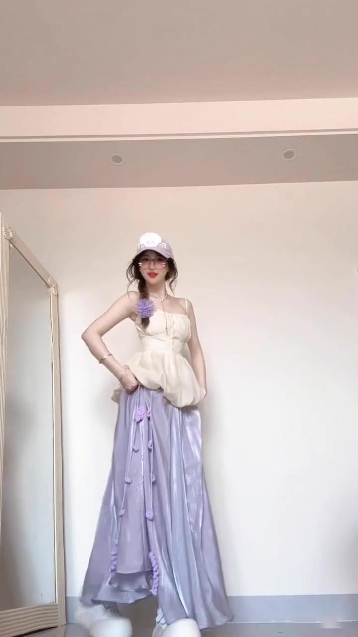Pure Desire Sweet Spicy Girl Set for Women Summer Flower Bud Strap Top Outfit Purple Stunning Half Skirt Fashion Two-Piece Set