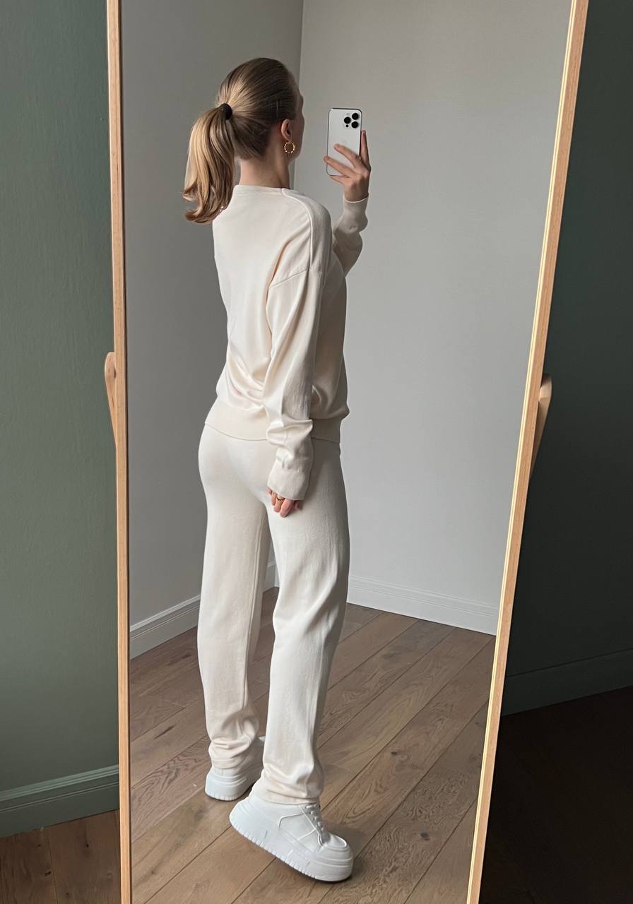 2025Autumn and Winter New ins Women's Loose Round Neck Sweater Set with Carrot Pants European and American Knitted Sets