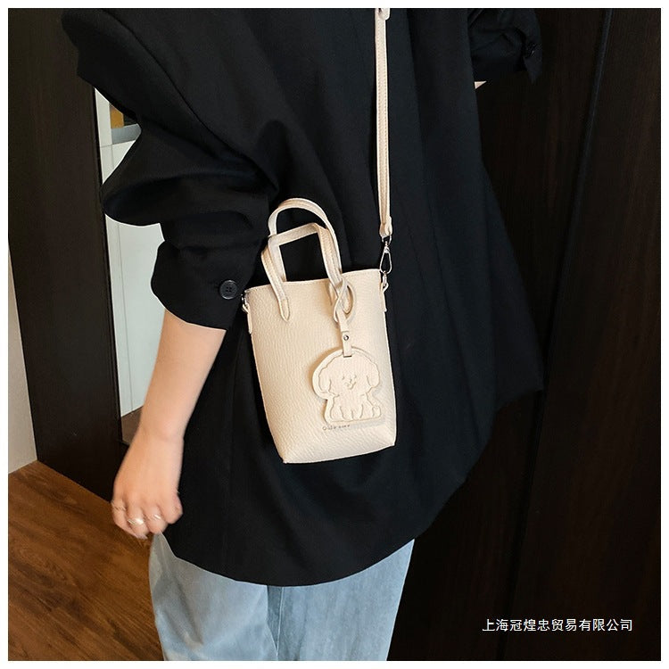 Women's Bag Single Shoulder Crossbody Bag Versatile Handbag New Simple Style Basket Fashionable Spring2025Fashion
