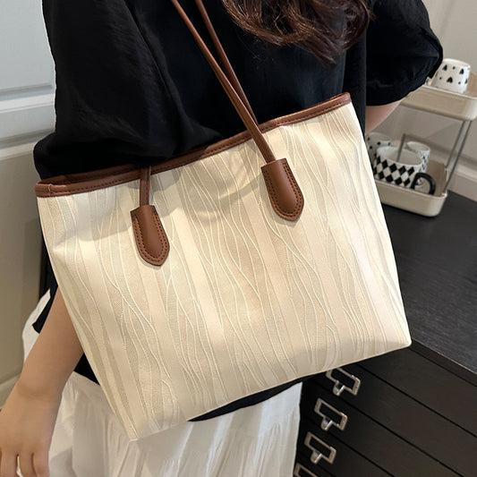Casual Patchwork Fashion Large Capacity Pendant2025Spring New Fashion Commuting Texture Casual Shoulder Tote Bag for Women