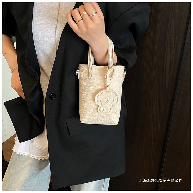 Women's Bag Single Shoulder Crossbody Bag Versatile Handbag New Simple Style Basket Fashionable Spring2025Fashion