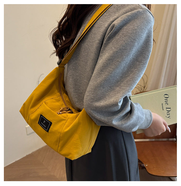 2025New Spring Large Capacity Single Shoulder Crossbody Retro Simple Ruiying Commuter Women's Bag Fashion Casual Tote Bag