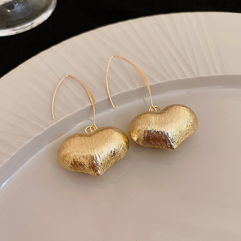 Silver Needle Metal Earrings High-end Simple Stud Earrings Fashion Versatile Light Luxury Unique Niche Earrings Yiwu Wholesale