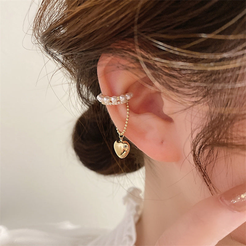 Diamond-encrusted Pearl Heart Tassel Ear Clip Artistic Retro French Ear Cuff Fashionable and Elegant Light Luxury Earrings Wholesale