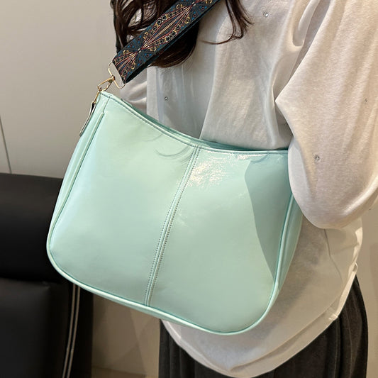 2025Summer New Women's Bag Simple Fashion Single Shoulder Bag European and American Trendy Women's Crossbody Bag Commuter Tote Bag