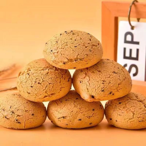 Soft and Chewy Small Mochi Original Flavor/Chocolate/Cranberry Three Flavors Available Small Bread Pastries Snacks