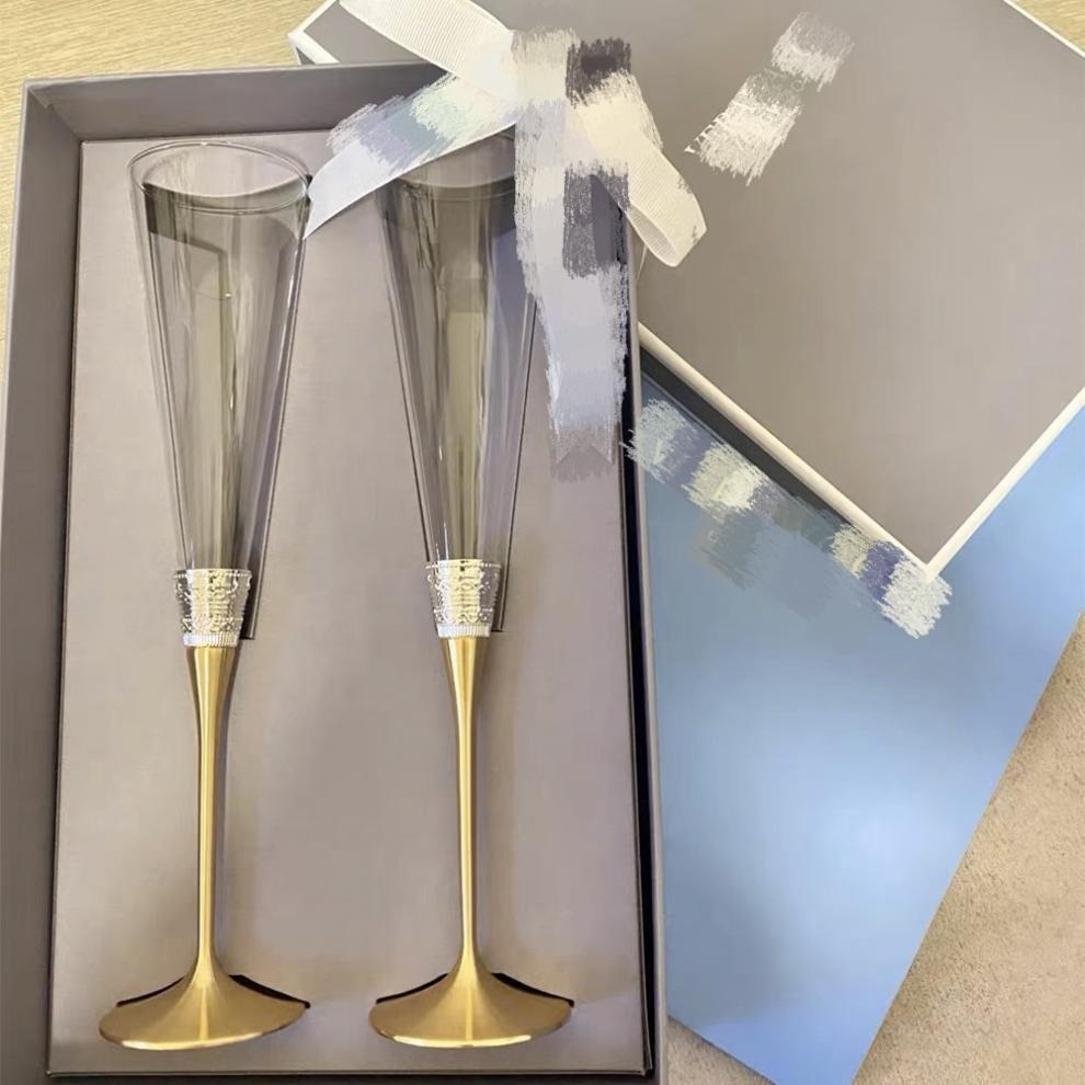 British Wang Weiwei Champagne Glass VeraWang Love Knot Rope Red Wine Pairing Goblet Wedding Gift Box