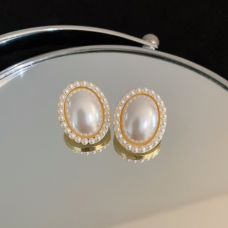 Pearl Earrings with a Sense of Sophistication Real Gold Electroplated Silver Needle French Retro Palace Style Earrings Versatile Ear Jewelry Wholesale