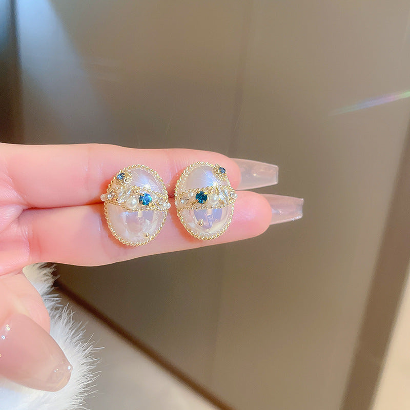 Pearl Earrings with a Sense of Sophistication Real Gold Electroplated Silver Needle French Retro Palace Style Earrings Versatile Ear Jewelry Wholesale