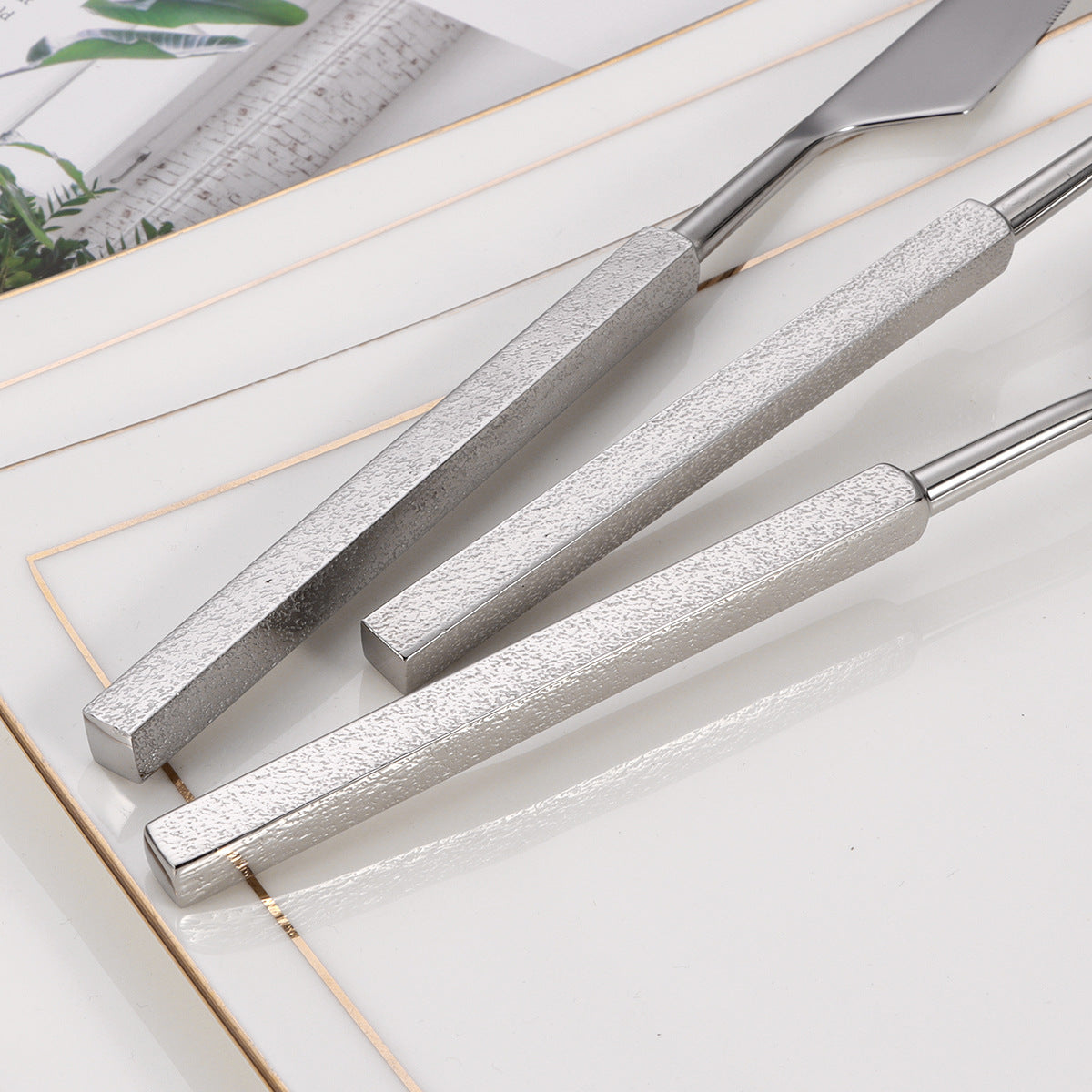 New304Stainless Steel Western Tableware Fantawild Hammered Pattern Knife Fork Spoon Set Integrated Thickened Fork Household Spoon