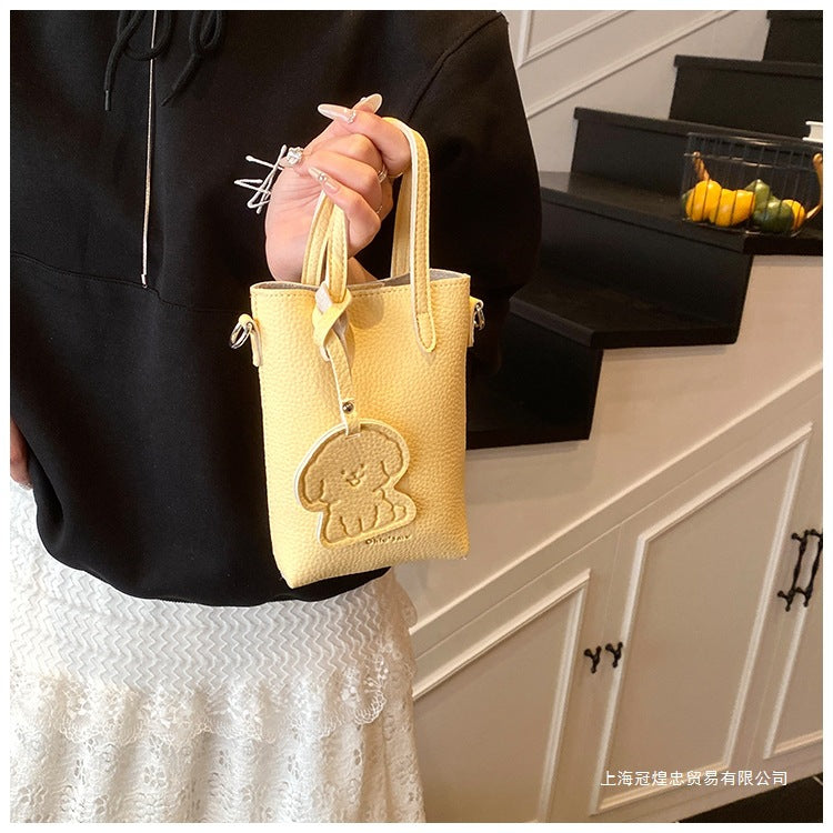 Women's Bag Single Shoulder Crossbody Bag Versatile Handbag New Simple Style Basket Fashionable Spring2025Fashion