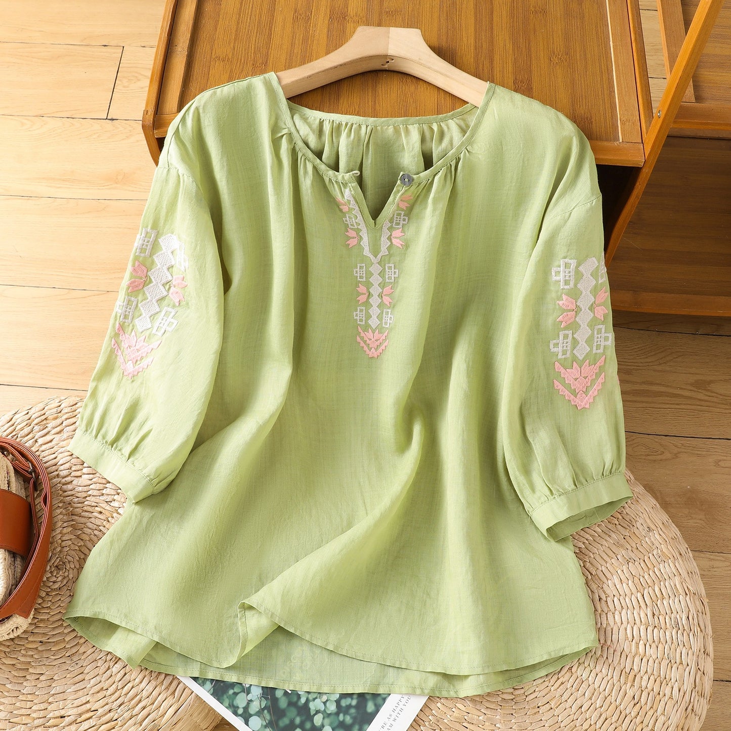 2025Summer New Vacation Ethnic Style Ramie Embroidered Round Neck Shirt for Women Loose Sun Protection Versatile Air Conditioning Shirt