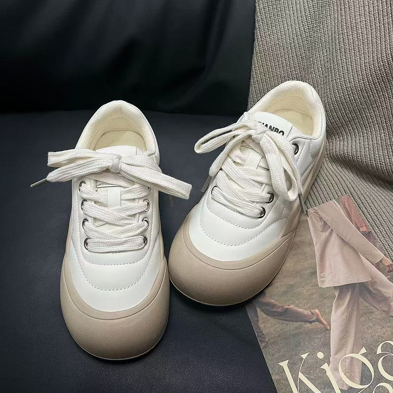 Thick-soled White Sneakers Versatile for Women2025Spring New Student Sports Shoes Big Toe Bread Shoes Board Shoes Wholesale Shoes
