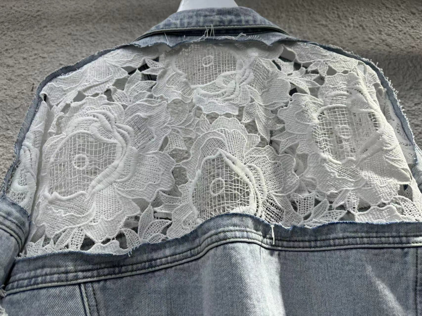 2024Spring and Autumn New Loose Versatile Sunscreen Mesh See-through Lace Embroidered Short Denim Jacket for Women Trendy Top
