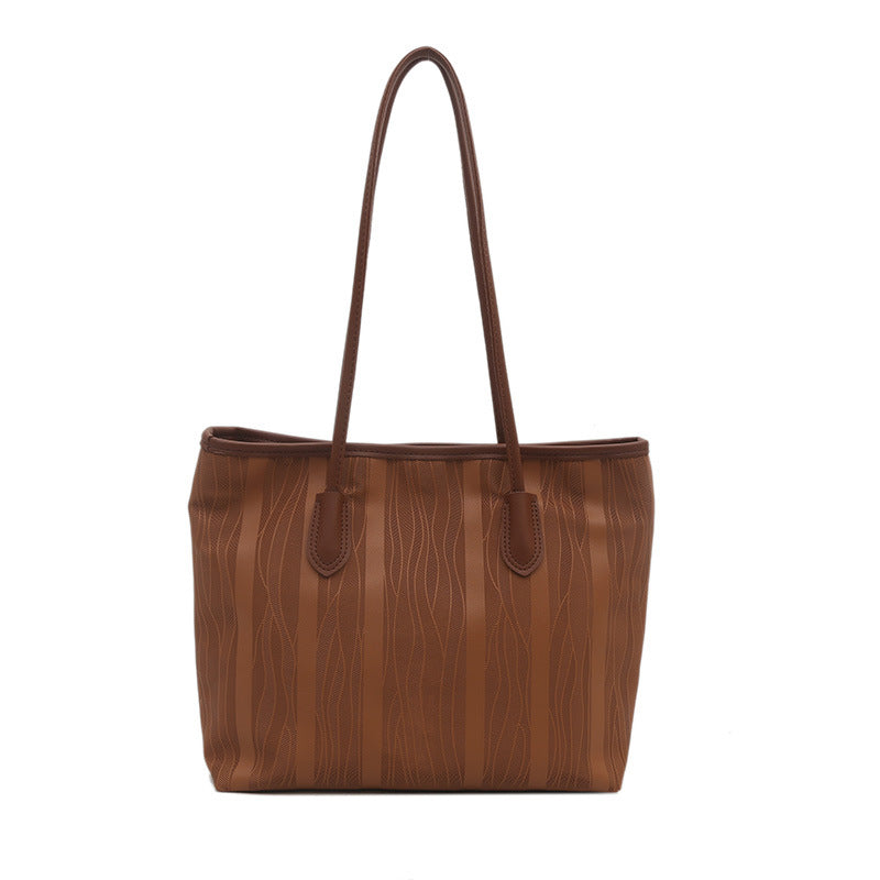 Casual Patchwork Fashion Large Capacity Pendant2025Spring New Fashion Commuting Texture Casual Shoulder Tote Bag for Women