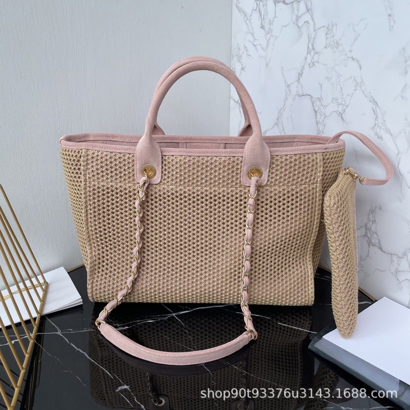 Chanel Style Handbag and Crossbody Bag2025Summer New Raffia Woven Beach Bag Fashionable High-end Shoulder Bag